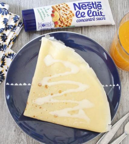 Crêpes aux zébrures de lait concentré sucré