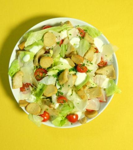 Salade aux émincés de soja et parmesan