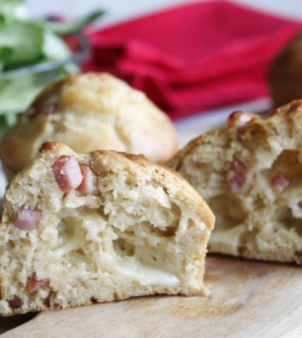 Muffins au comté et aux lardons