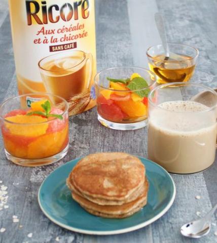 Pancakes avec RICORÉ® aux céréales, Chicorée & Céréales solubles et sirop d'agave