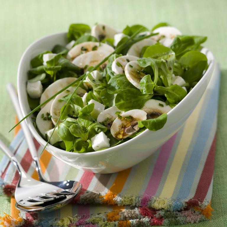 Salade de mache aux champignons