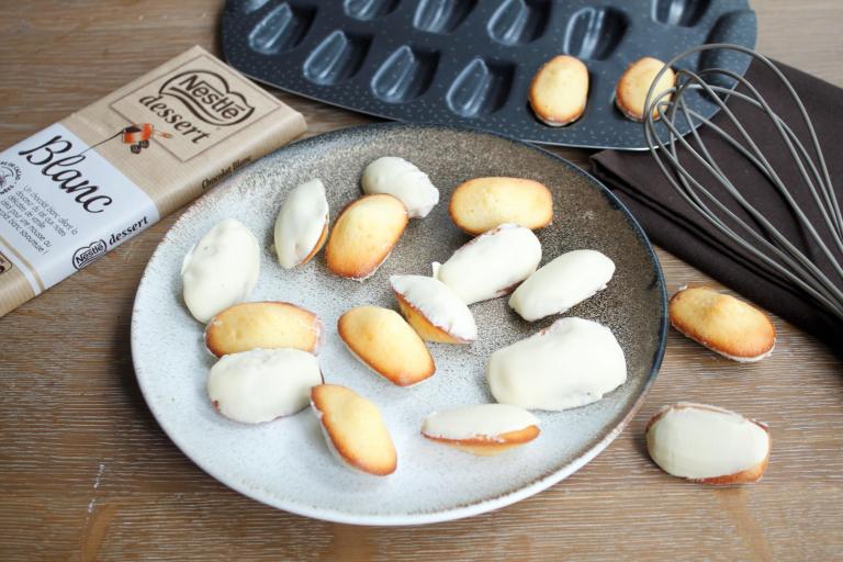 Mini madeleines coque chocolat blanc