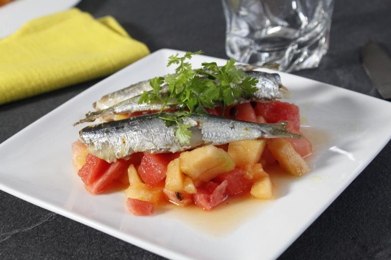 Tartare pastèque, melon et sardines grillées