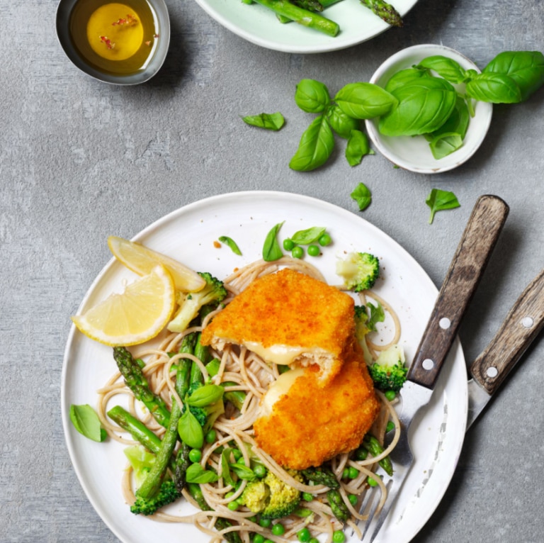 Pavé au fromage et pâtes primavera