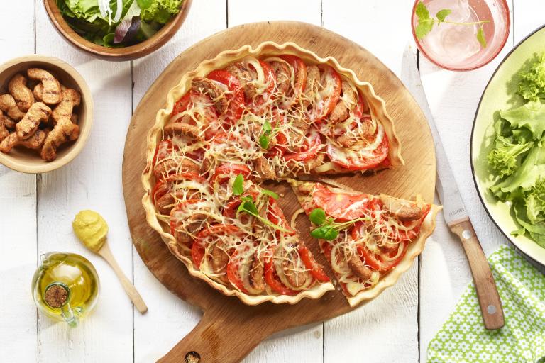 Tarte à la tomate moutarde et bouchées grillées