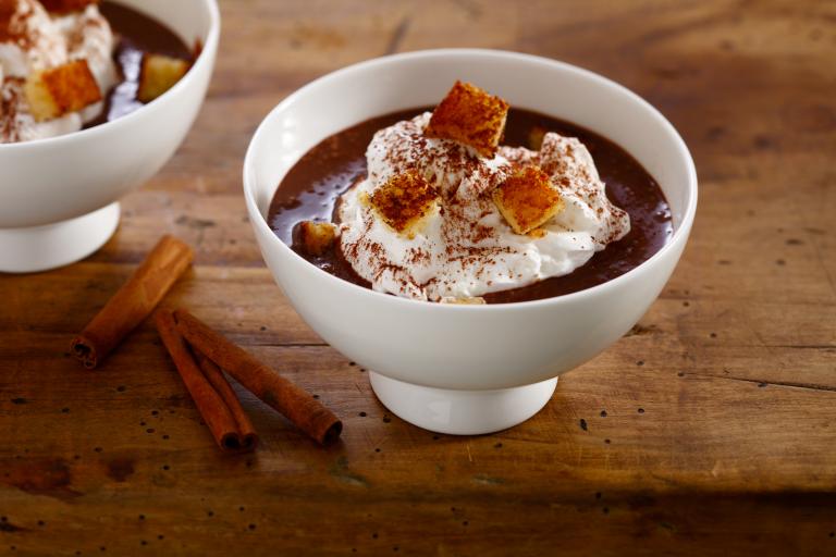 Soupe au chocolat au lait aux épices