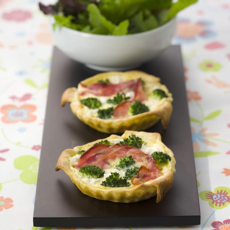 Tartelettes au chevre frais et poitrine