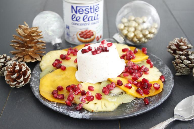 Carpaccio de fruits exotiques et glace à la noix de coco