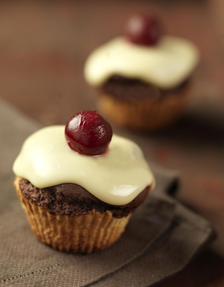 Cup cake duo de chocolats et cerises