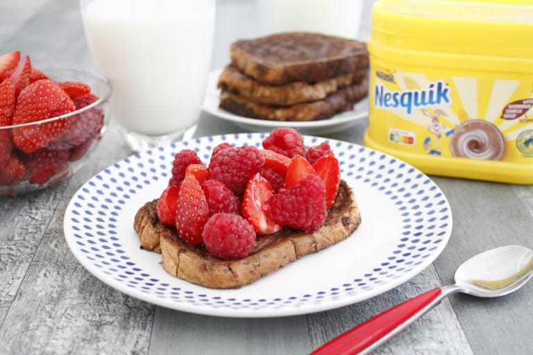 Brioche perdue aux fruits rouges et Nesquik