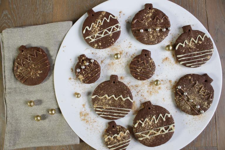 Sablés de Noël chocolat et cannelle