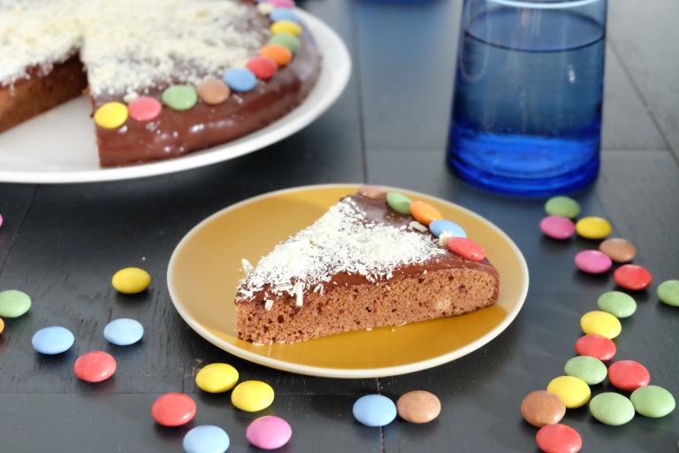 Gâteau tout chocolat et Smarties