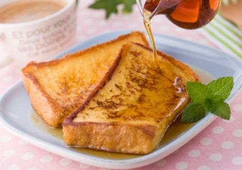 Pain perdu au cappuccino, crème et sirop d'érable