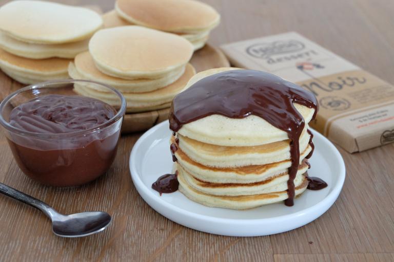 pancakes moelleux sauce chocolat