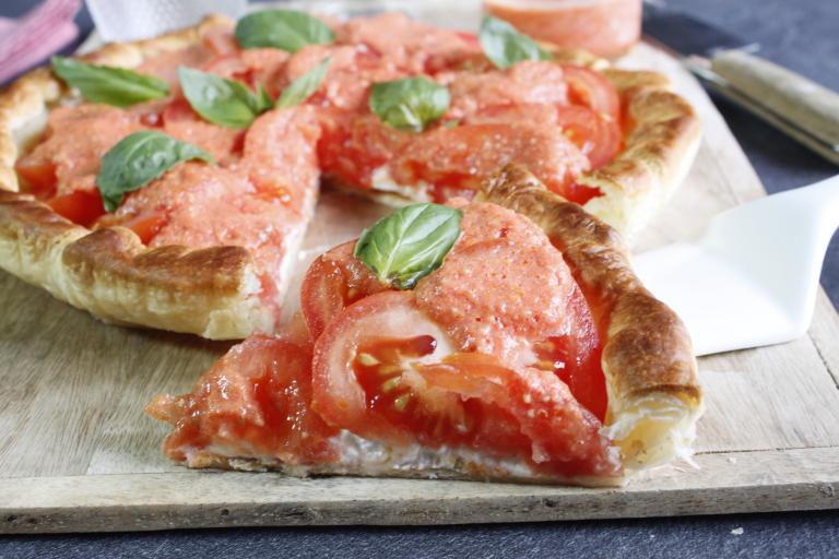 Tarte froide au chèvre frais et tomates