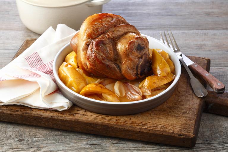 Jambon à l’os et pommes au cidre