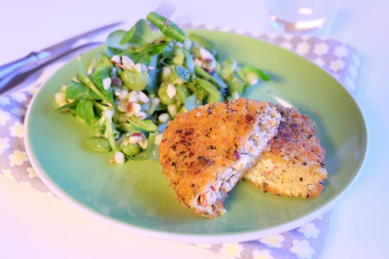 Pavés courgette et salade de fèves