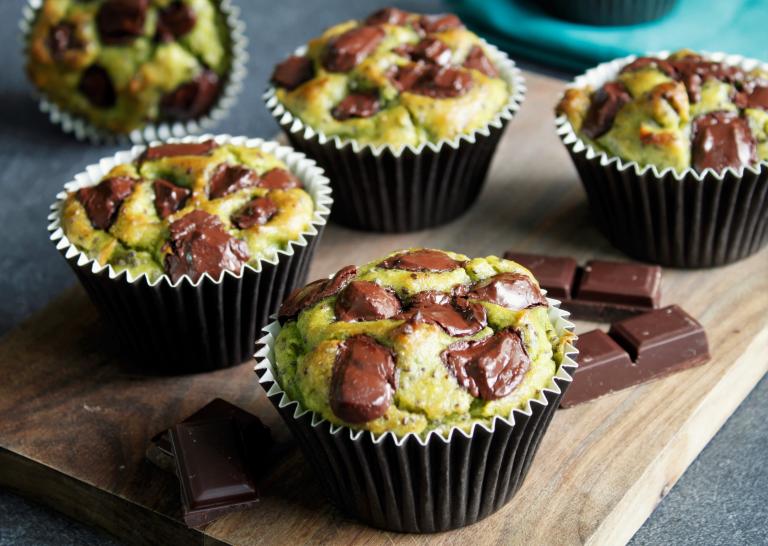 Muffins avocat graines de chia et chocolat bio