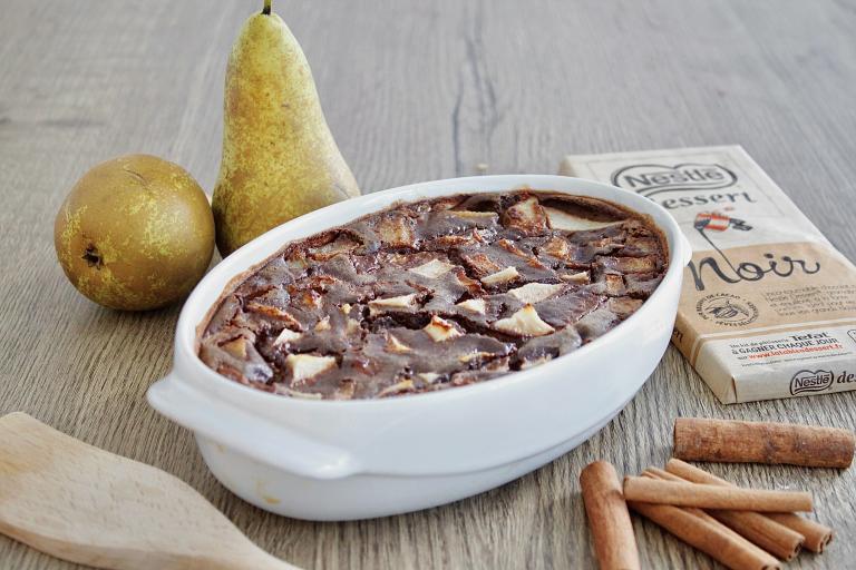 Clafoutis with pear, black chocolate and cinnamon