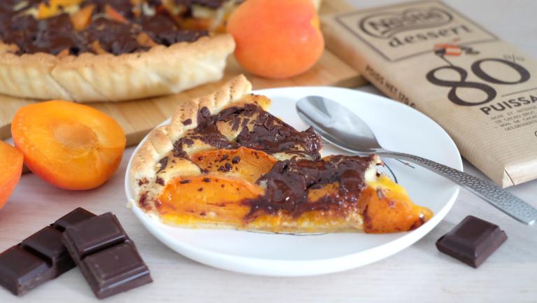 Tarte abricots et chocolat 80%