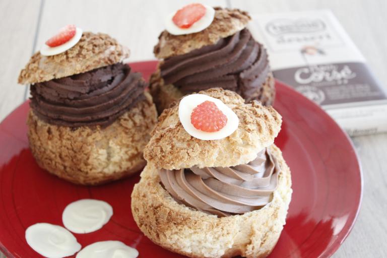 Cream puffs ganache chocolat corsé and praliné