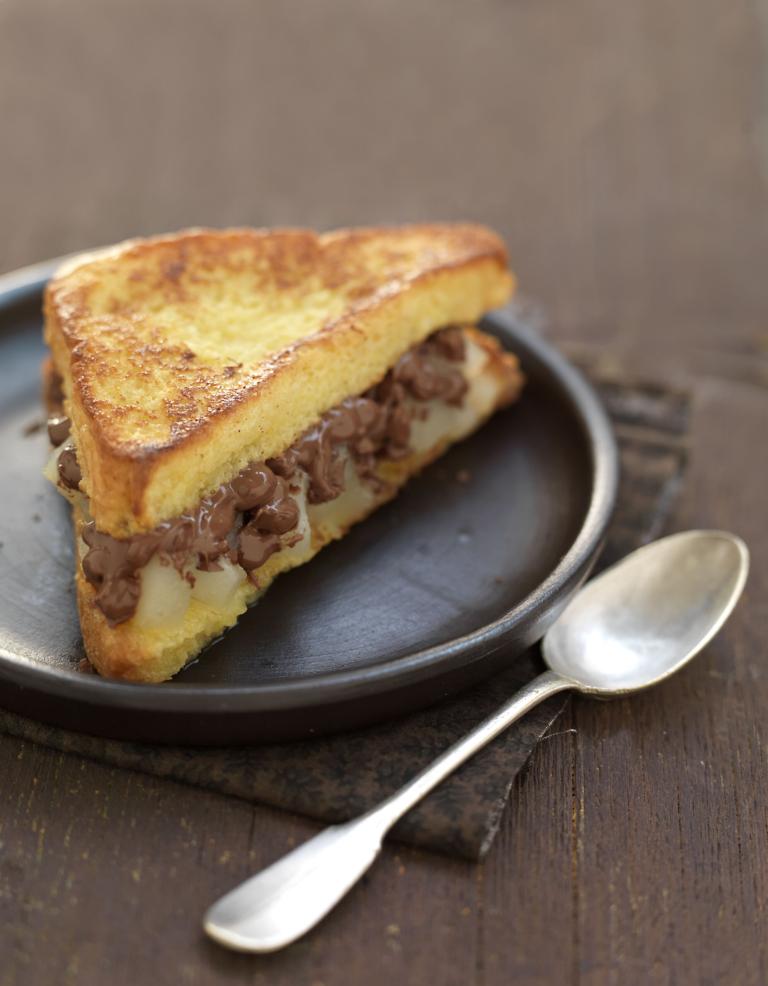 Brioche perdue à la poire et au chocolat