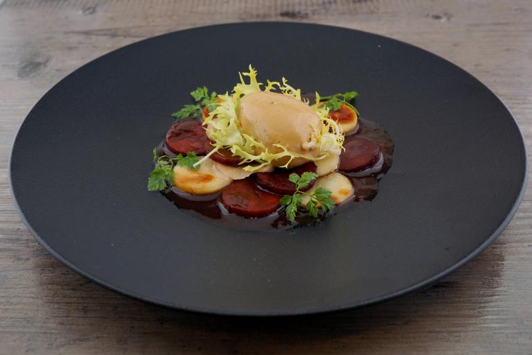 Quenelles de sensational Terrine aux pommes marinées