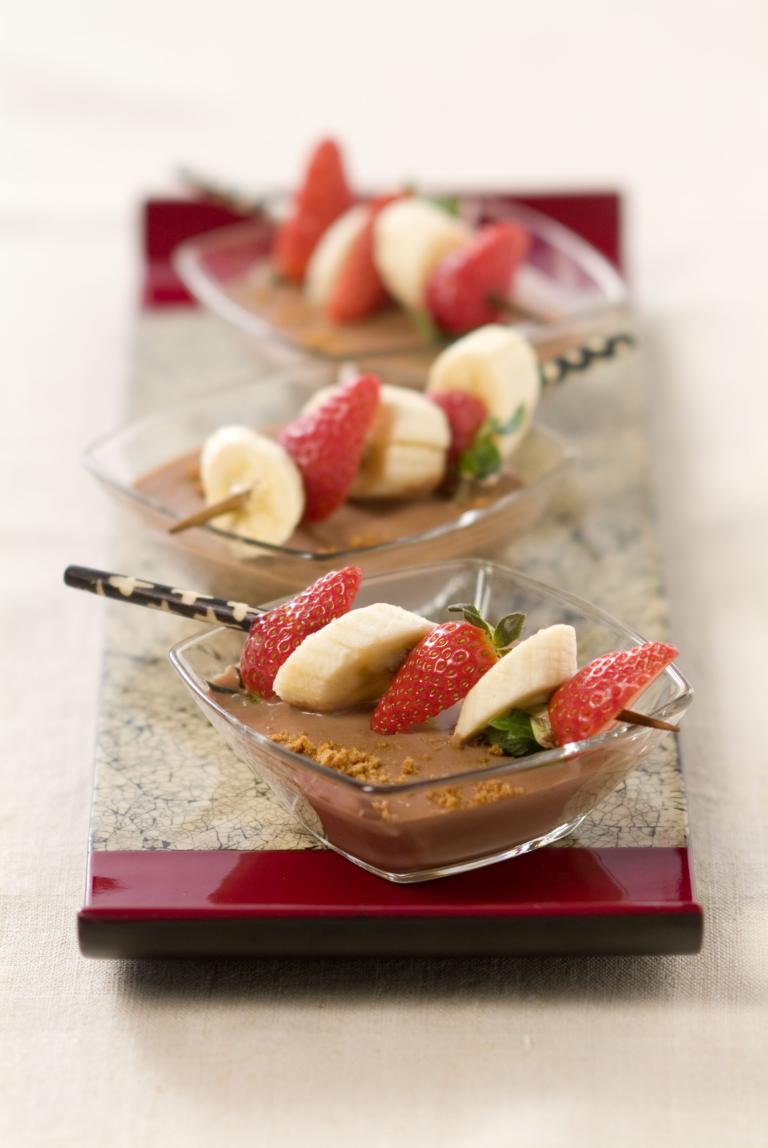 Creme anglaise chocolat speculoos et brochettes de fruits (pas avant juin 2007)