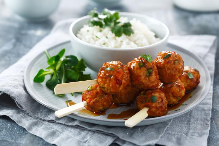 Brochettes de boulettes de légumes façon yakitori