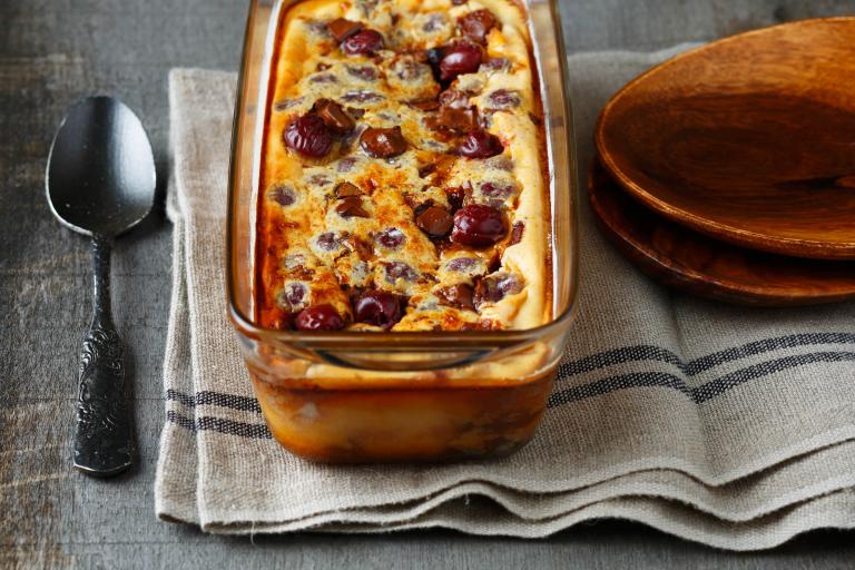 Clafoutis au chocolat et griottes